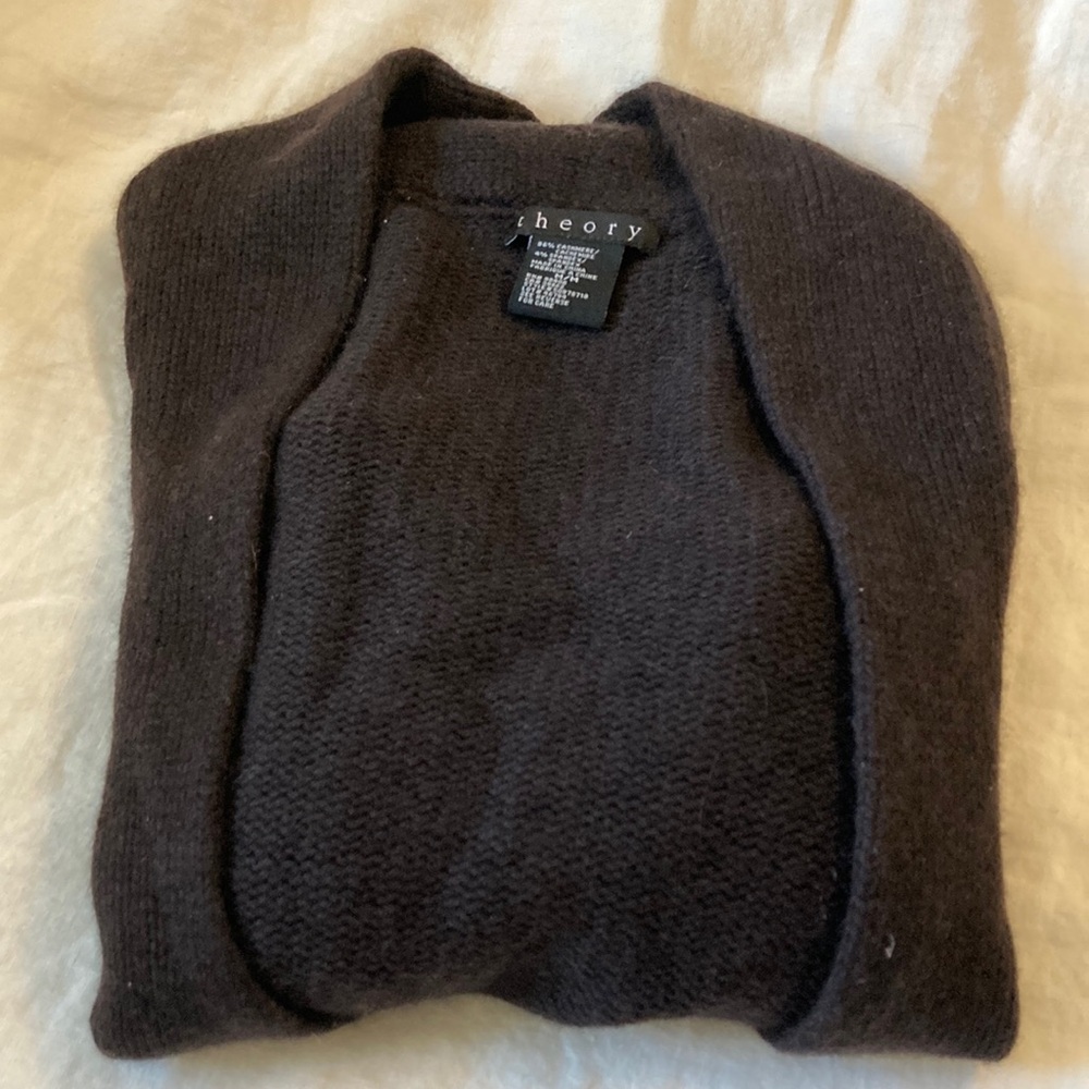 Black cashmere Theory sweater, size M